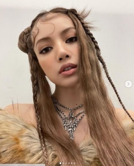 lisa new hairstyle