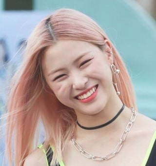 Kpop idol with rare dimples