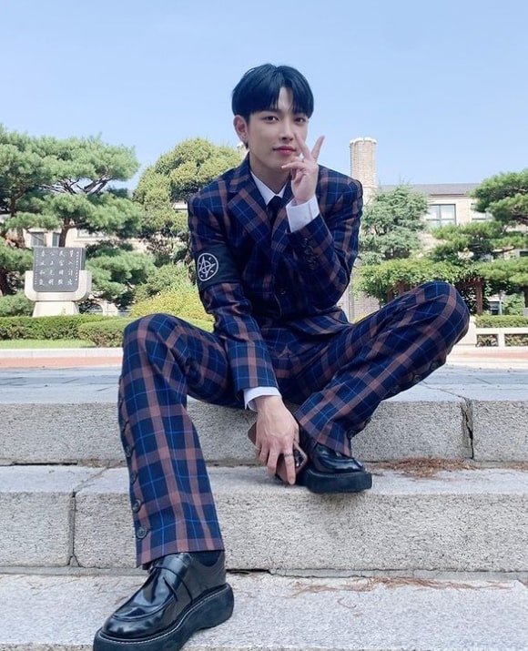 ateez debut song