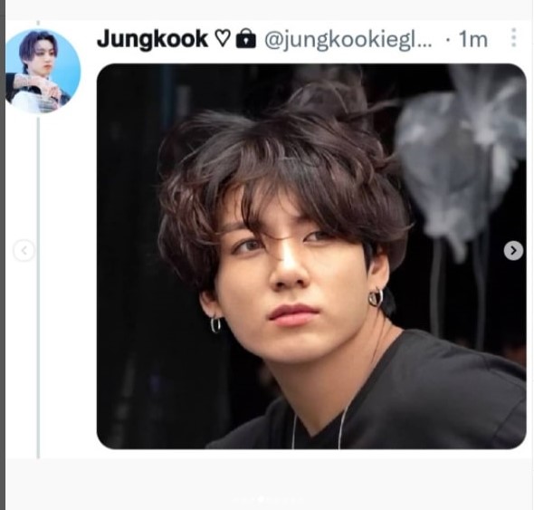 messy bedhead hairstyle jungkook