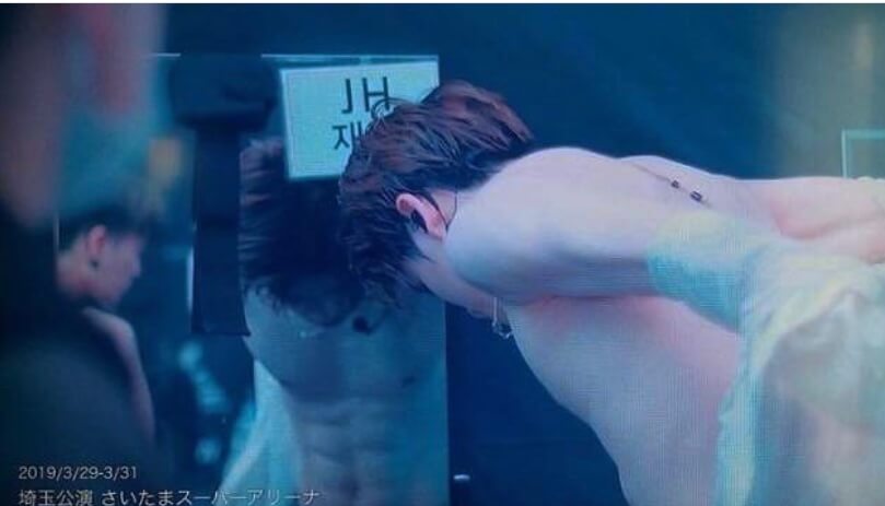 how do kpop idols get abs
