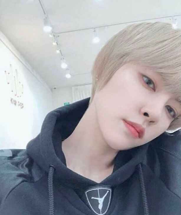 short hair kpop male