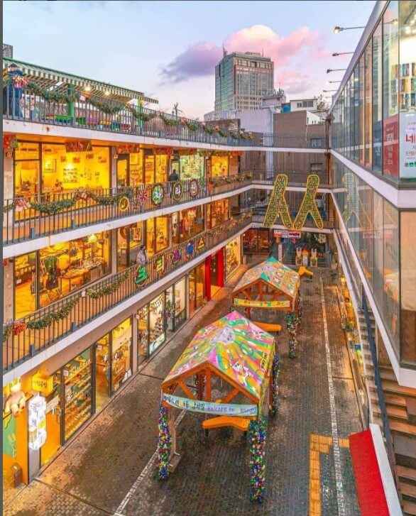 most popular streets in seoul