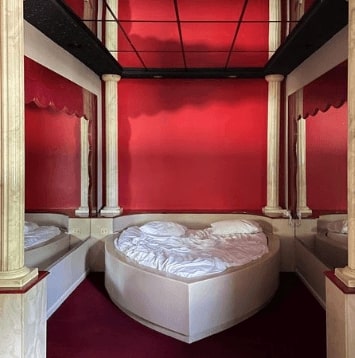 are love motels in korea safe