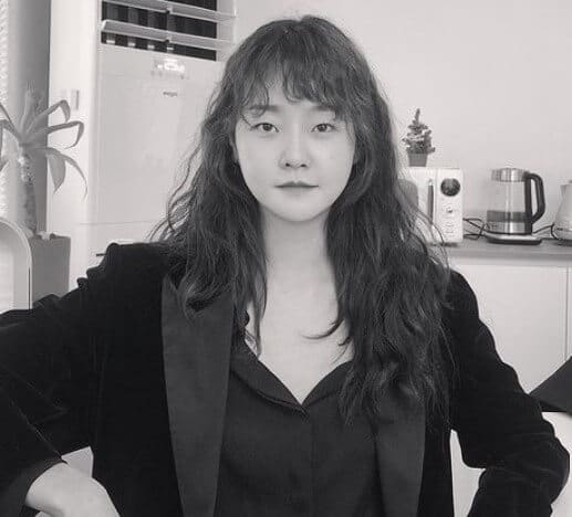 How can I look like a Korean girl