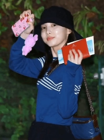 nayeon no makeup