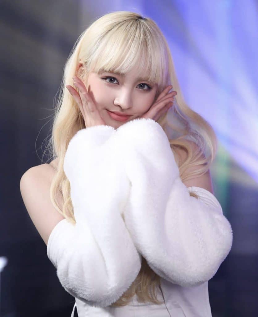 The Barbie-like Beauty of IVE