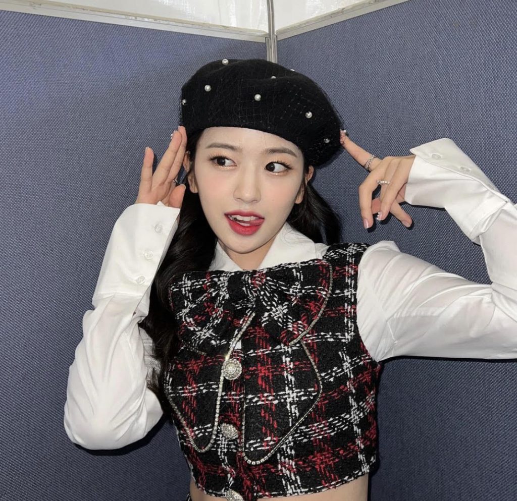 The Beautiful & Alluring Leader of IVE