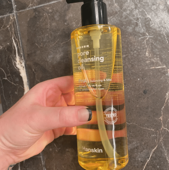 Hanskin Pore Cleansing Oil Review